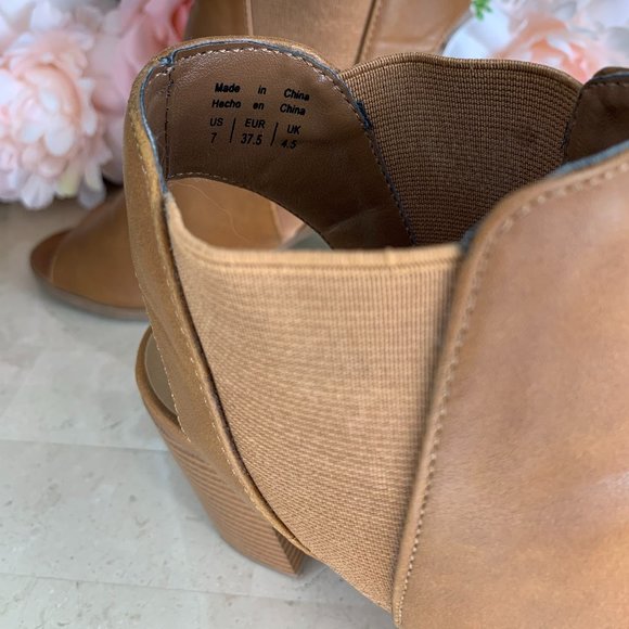 Call It Spring - Picture 6 of 9